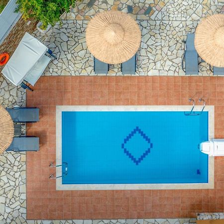 "Villa Andreas" Ajía Effimía Kültér fotó